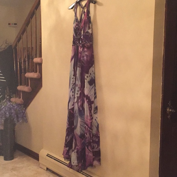 La Femme Purple Floral Beaded Prom Dress Size 8 - Picture 3 of 8
